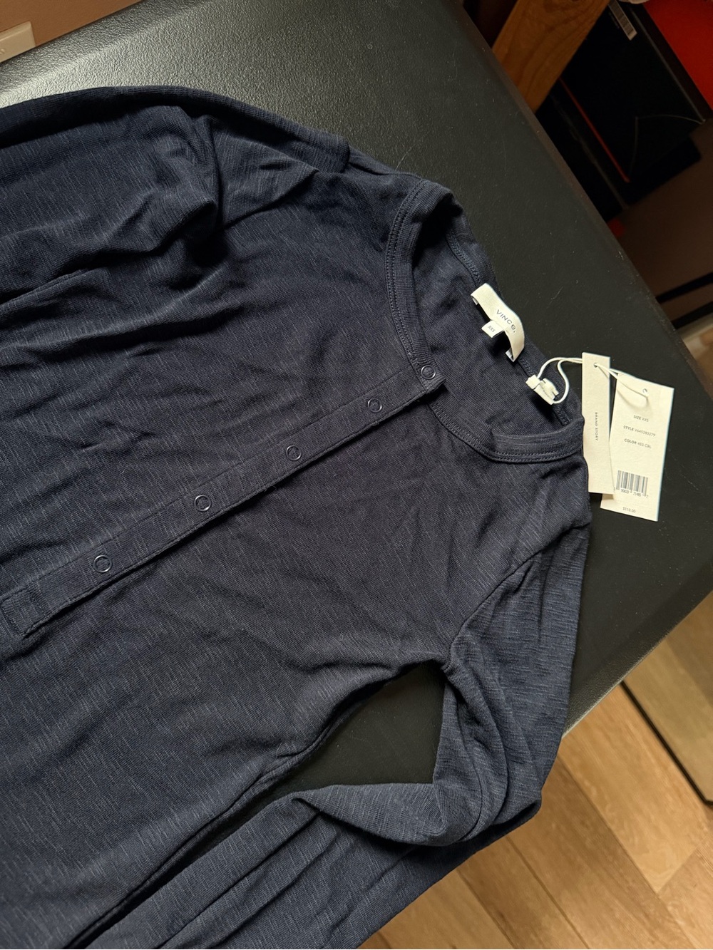 NWT Vince black Long Sleeve Snap Button Top XXS